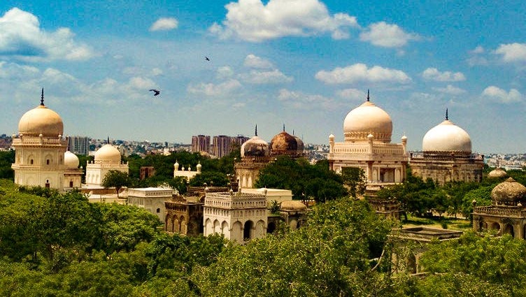 Qutb Shahi Tombs img2